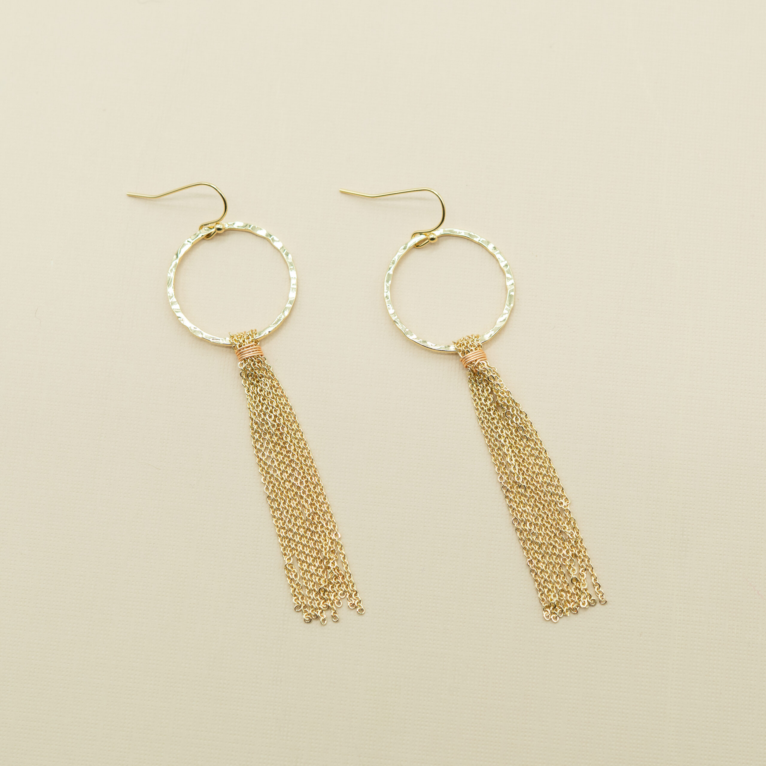 GOLDEN FRINGE EARRINGS - Image 3